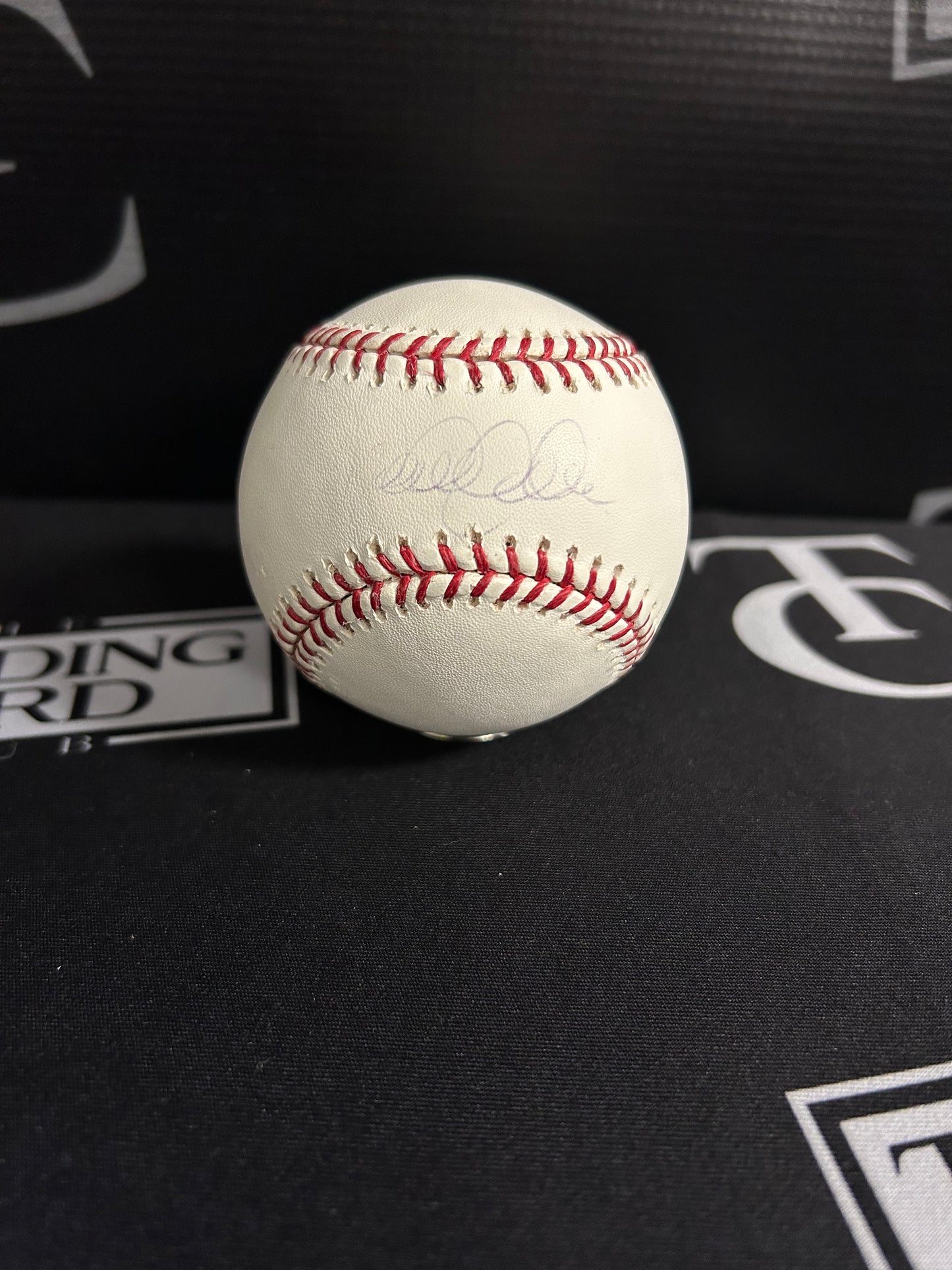 Signed Baseball - Derek Jeter JSA
